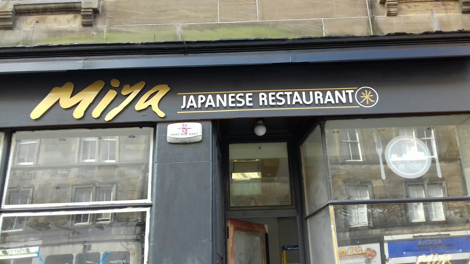 edinburgh signage